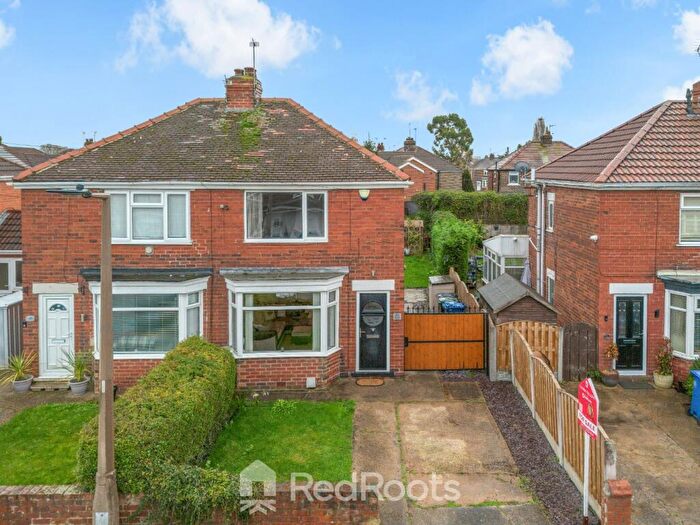 2 Bedroom Semi-Detached House For Sale In Crompton Avenue, Doncaster, South Yorkshire, DN5