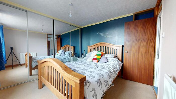 3 Bedroom End Of Terrace House For Sale In Carisbrooke, Southill, Weymouth, DT4