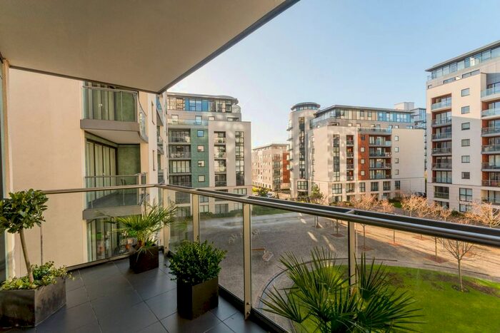 2 Bedroom Flat To Rent In Pump House Crescent, Brentford, TW8