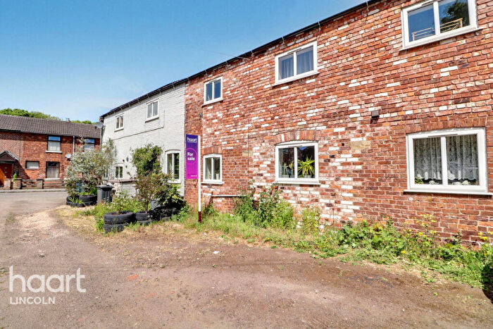 2 Bedroom Cottage For Sale In Waterloo Street, Market Rasen, LN8
