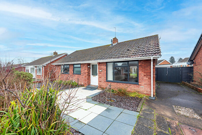 2 Bedroom Bungalow For Sale In Meadow Walk, Pensby, CH61