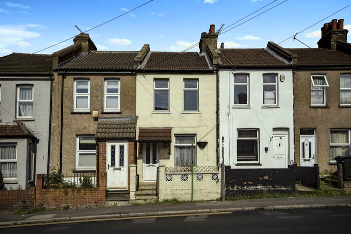 3 Bedroom Terraced House To Rent In St. Vincents Road, Dartford, Kent, DA1
