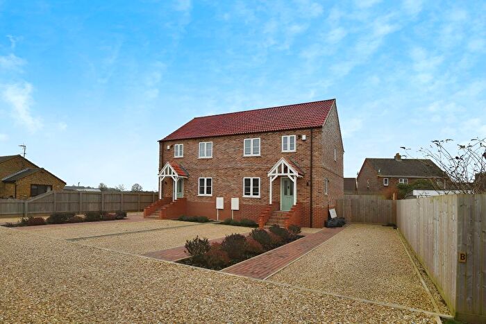 3 Bedroom Semi-Detached House For Sale In Crown Avenue, Holbeach St Marks, Spalding, Lincolnshire, PE12