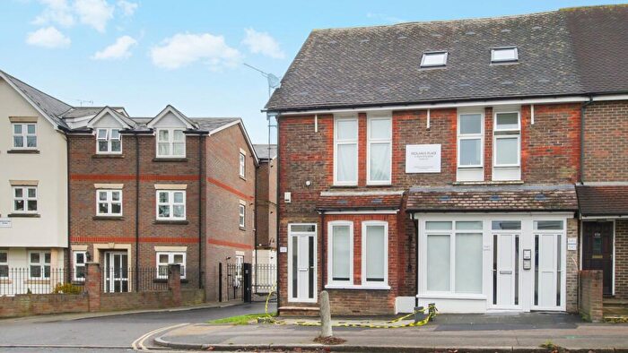 1 Bedroom Flat To Rent In Brighton Road, Horsham, RH13
