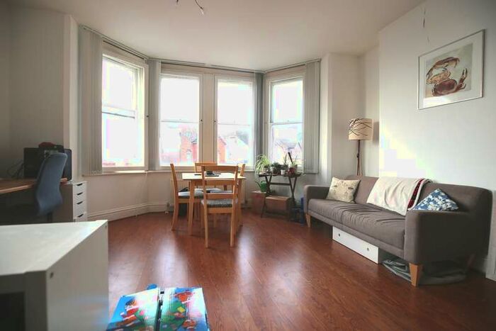 1 Bedroom Flat To Rent In St Matthews Gardens, St Leonards On Sea, TN38