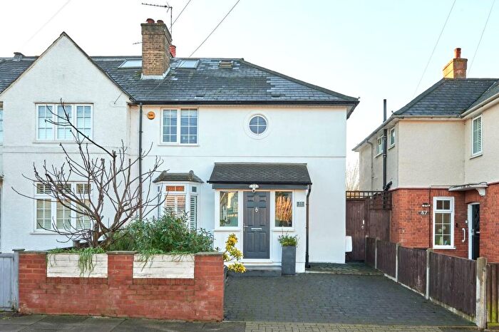 4 Bedroom End Of Terrace House For Sale In Lidiard Road, Earlsfield, London, SW18