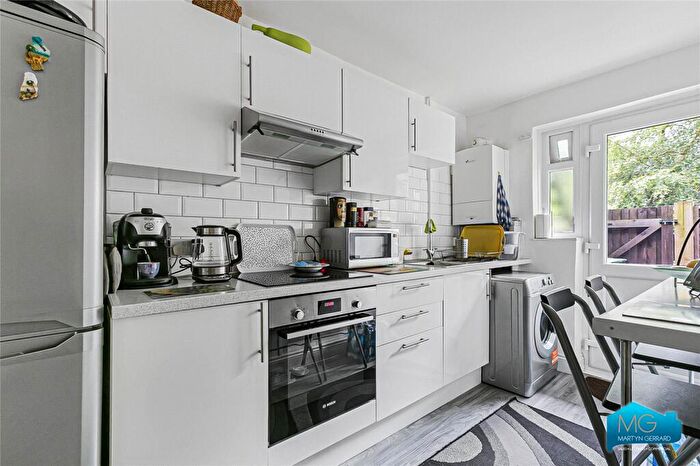 2 Bedroom Apartment To Rent In Alexandra Road, Muswell Hill, N10
