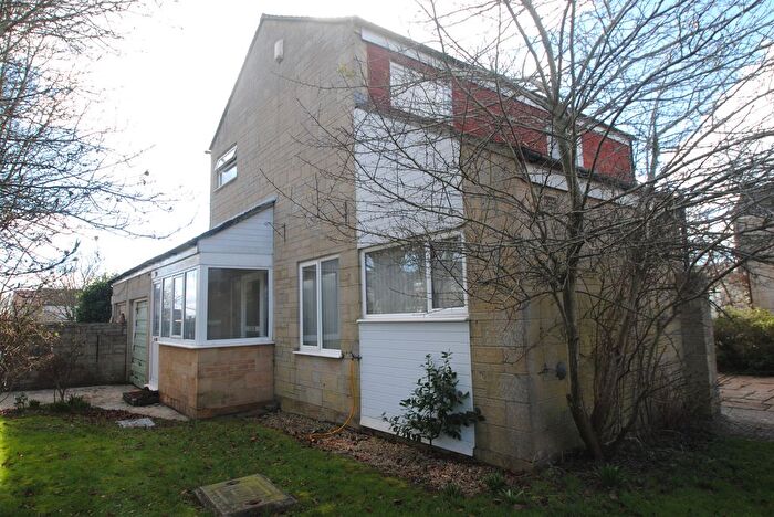 3 Bedroom Link Detached House For Sale In Tarters, Sherston, Nr Malmesbury, Wiltshire, SN16
