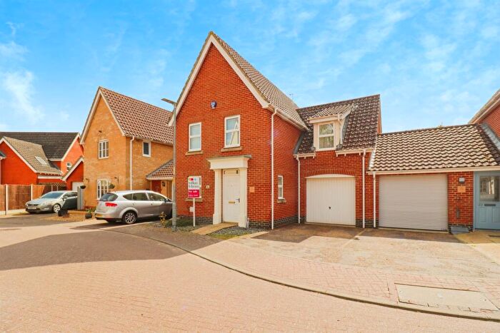 4 Bedroom Detached House For Sale In Pennycress Drive, Thetford, IP24