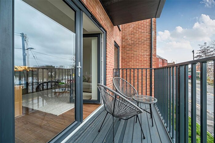 2 Bedroom Flat For Sale In New Showhome At Pavilion View, Swilgate Road, Tewkesbury, Gloucestershire, GL20