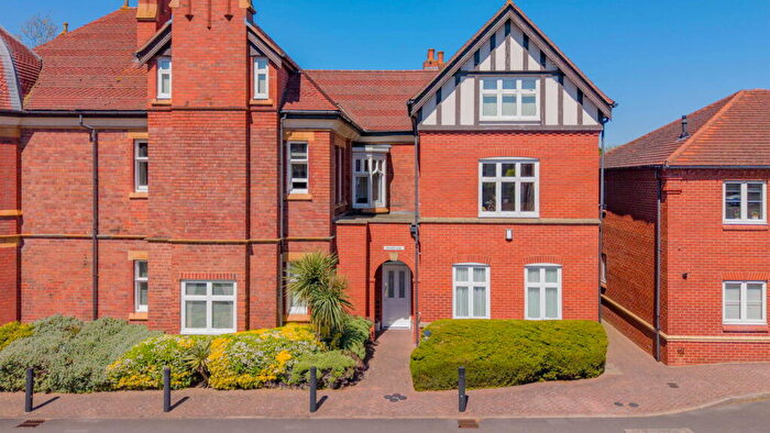 1 Bedroom Apartment For Sale In Westhill Lodge, Hagley Road, Stourbridge, DY8