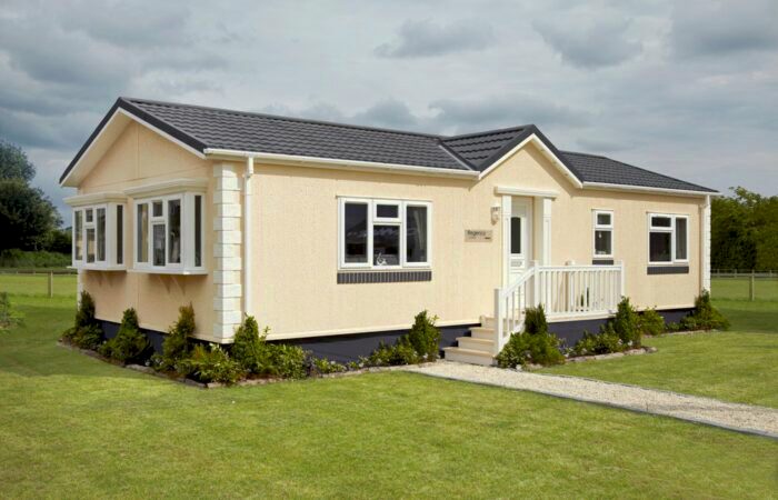 2 Bedroom Mobile/park Home For Sale In Lea Green Lane, Church Minshull, Nantwich, CW5