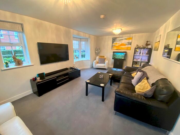 4 Bedroom Detached House For Sale In Watitune Avenue, Weddington