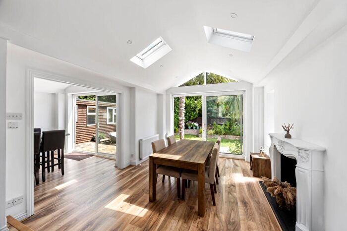 5 Bedroom Detached House For Sale In Brangwyn Avenue, Brighton, BN1