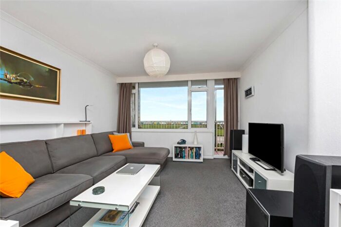 2 Bedroom Flat For Sale In East Lodge, Brighton Road, Lancing, West Sussex, BN15