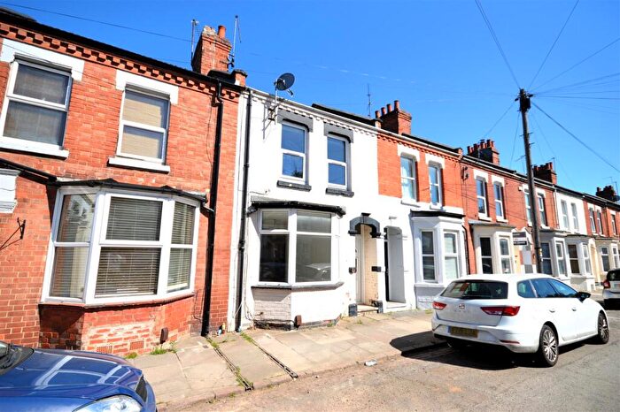3 Bedroom Terraced House To Rent In Purser Road, Abington., NN1