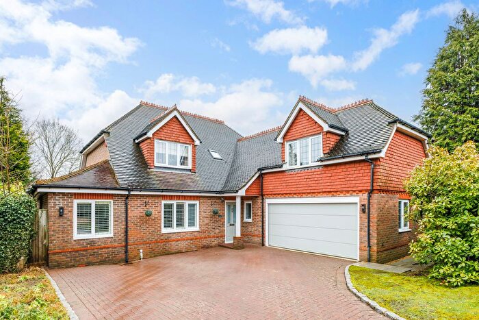 5 Bedroom Detached House For Sale In Brighton Road, Banstead, SM7