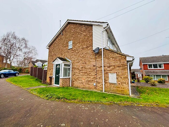 2 Bedroom End Of Terrace House To Rent In Mierscourt Road, Rainham, ME8