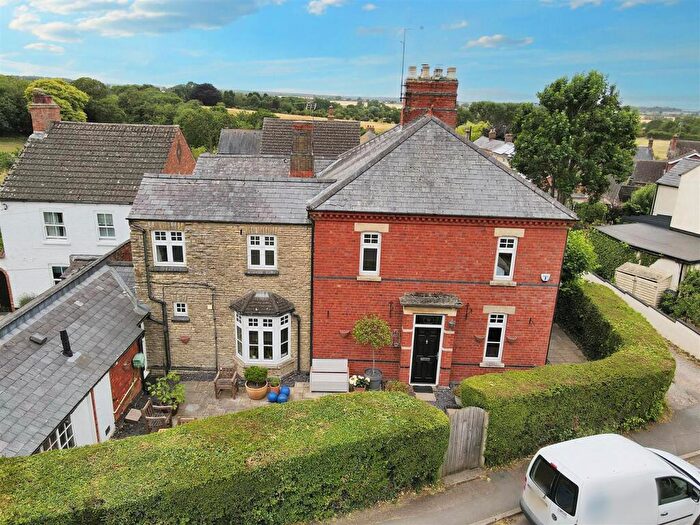 3 Bedroom Semi-Detached House For Sale In Allens Hill, Bozeat, Wellingborough, NN29