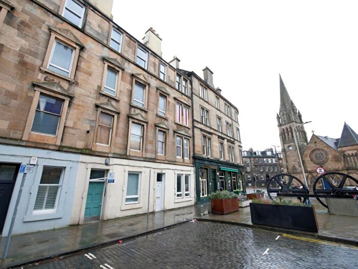 2 Bedroom Flat To Rent In Iona Street, Leith Walk, Edinburgh, EH6