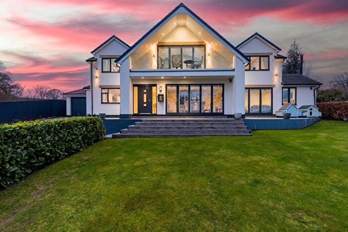 4 Bedroom Detached House For Sale In Breathtaking Views In Quarry Bank, Utkinton, CW6