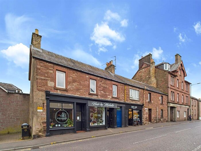 3 Bedroom Flat For Sale In A Perth Street, Blairgowrie, PH10