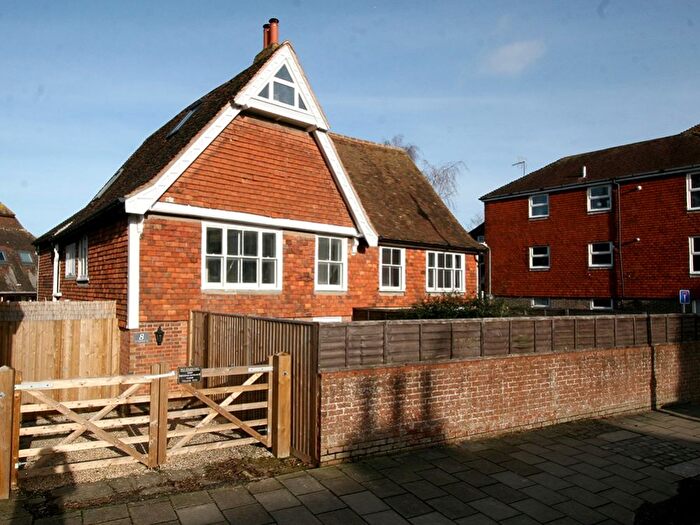 4 Bedroom Semi Detached House To Rent In West Cross, Tenterden, TN30
