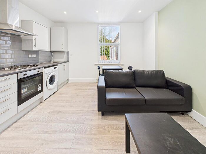 2 Bedroom Flat To Rent In Norfolk Street, City Centre, Coventry, CV1