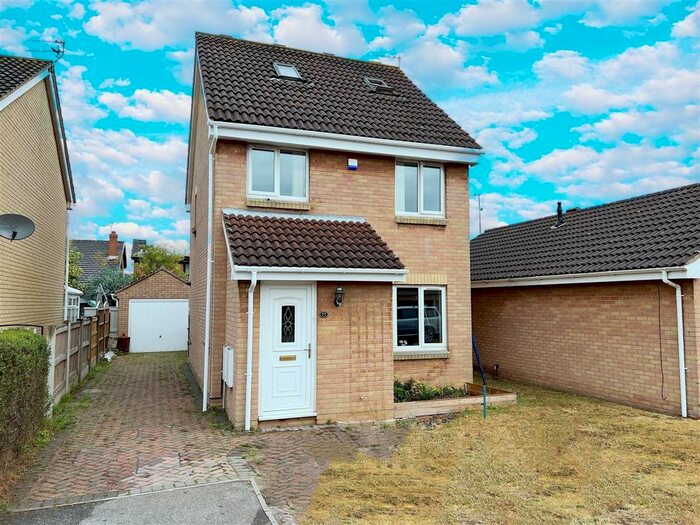 Houses for sale & to rent in DN3 1JU, Queen Mary Crescent, Edenthorpe