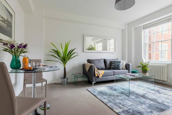 1 Bedroom Flat To Rent In Dolphin Square, London, SW1V