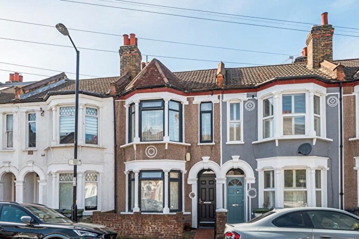 3 Bedroom Terraced House For Sale In Silvermere Road, London, SE6