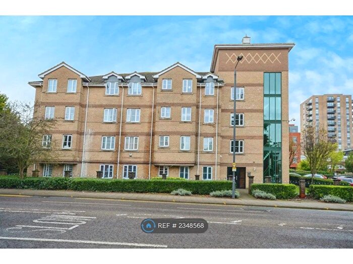 2 Bedroom Flat To Rent In Nightingale Court, Harrow, HA1