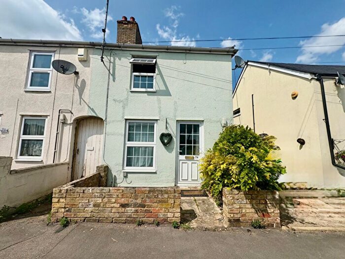 2 Bedroom End Of Terrace House For Sale In New Road, Huntingdon, PE16