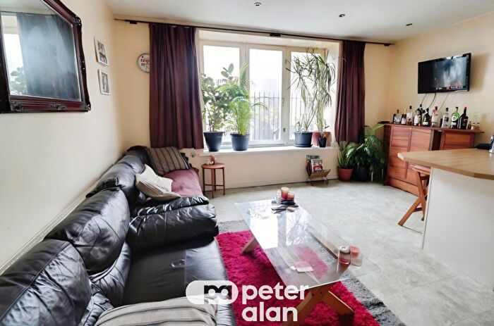 2 Bedroom Flat To Rent In Pontmorlais, Merthyr Tydfil, CF47