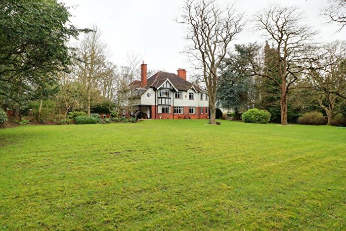 5 Bedroom Detached House For Sale In Broughton Cross Roads, Scawby, DN20