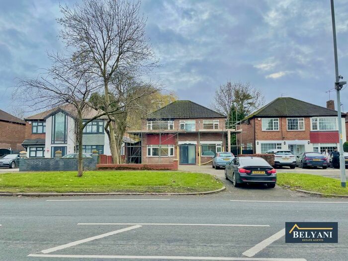 4 Bedroom Detached House To Rent In Wilbraham Road, Manchester, M14