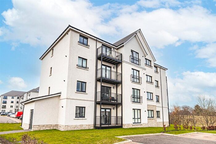 2 Bedroom Flat To Rent In Craibstone Place, Bucksburn, Aberdeen, AB21