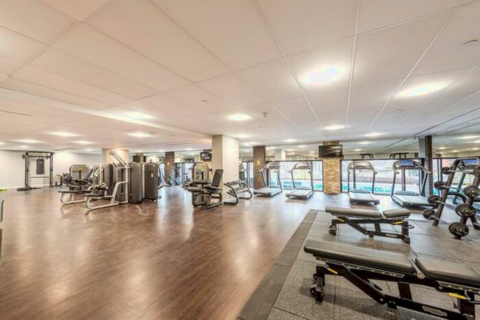 2 Bedroom Flat To Rent In Ponton Road, Nine Elms, London, SW11