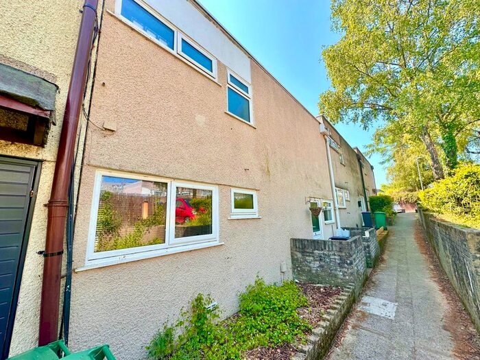 3 Bedroom Terraced House To Rent In Pennyfields, Greenmeadow, Cwmbran, NP44