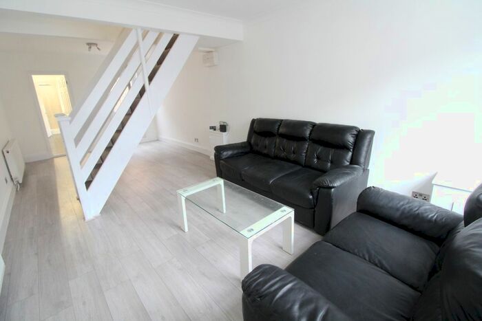 2 Bedroom Property To Rent In Tavistock Street, Luton LU1