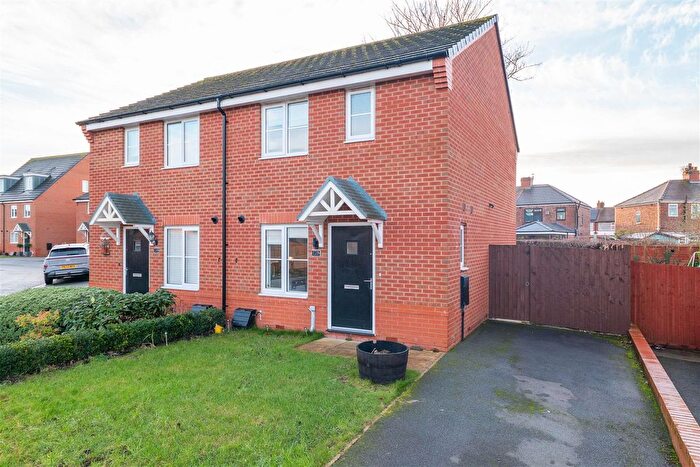 3 Bedroom Semi Detached House For Sale In Assembly Avenue, Leyland, PR25