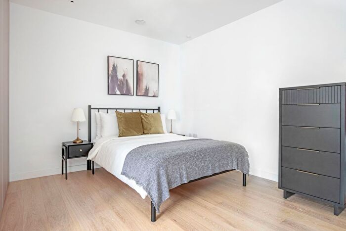 1 Bedroom Flat To Rent In City Road, London, EC1V