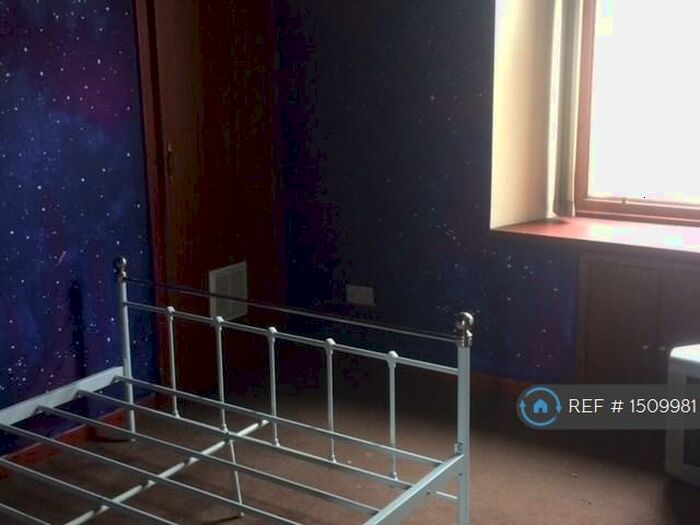 1 Bedroom Flat To Rent In Castle, New Cumnock, Cumnock, KA18