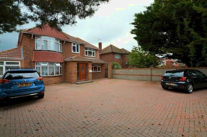 1 Bedroom Flat To Rent In Albert Street, Slough, SL1