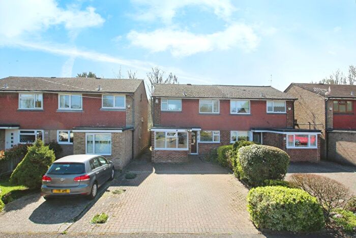 4 Bedroom Semi-Detached House To Rent In Fairway Avenue, West Drayton, UB7