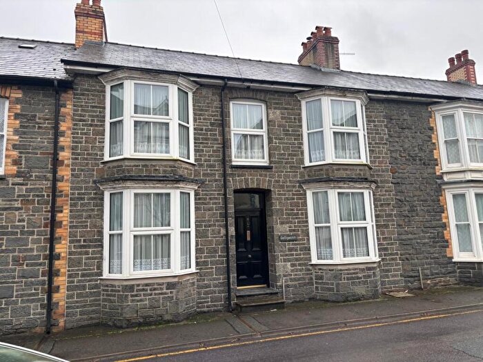 5 Bedroom Terraced House For Sale In Bryn Road, Lampeter, SA48