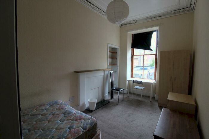 4 Bedroom Flat To Rent In Hmo Great Western Road, West End, Glasgow, G4