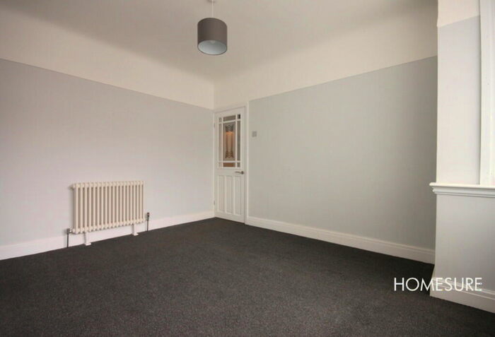 4 Bedroom Semi-Detached House To Rent In North Linkside Road, Woolton, Liverpool, L25