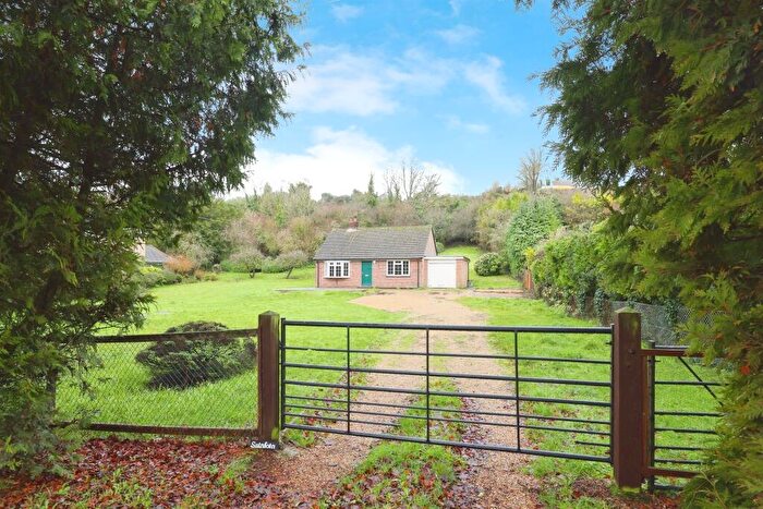 2 Bedroom Detached Bungalow For Sale In Blandford Road, Coombe Bissett, Salisbury, SP5