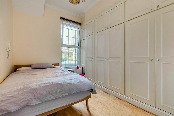 2 Bedroom Maisonette To Rent In Fortess Road, Kentish Town, NW5